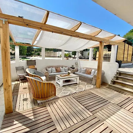 Villa Charming With Big Pool And Ac In