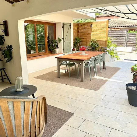 Charming With Big Pool And Ac In Вілла Антіб